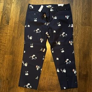 LOFT Navy Cropped Floral Ankle Pants